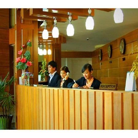 Myat Nan Yone Hotel Naypyidaw Exterior photo