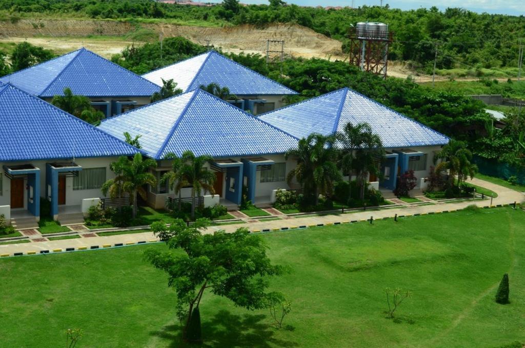 Myat Nan Yone Hotel Naypyidaw Exterior photo