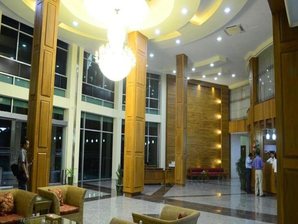 Myat Nan Yone Hotel Naypyidaw Exterior photo