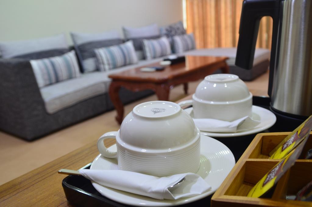 Myat Nan Yone Hotel Naypyidaw Exterior photo