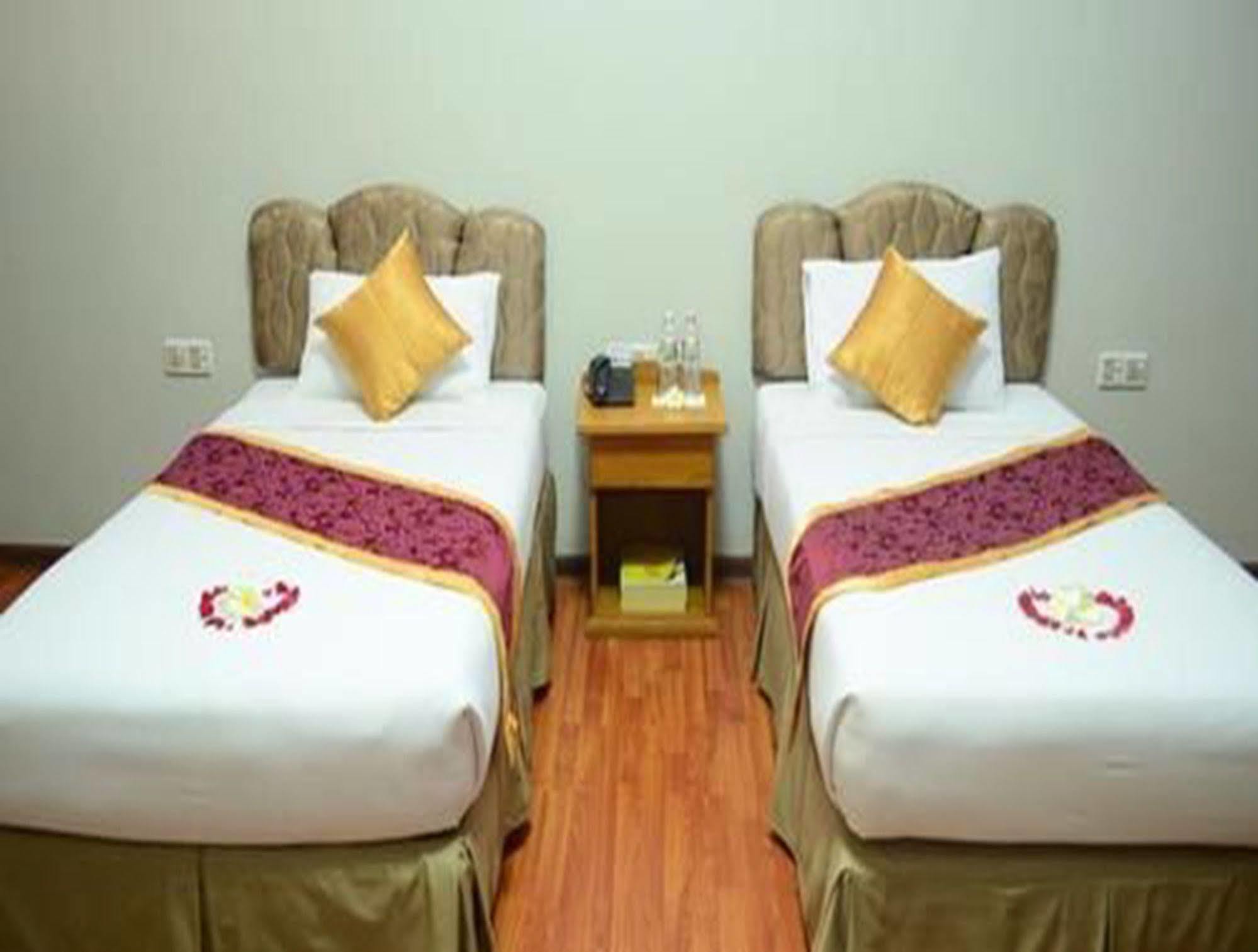 Myat Nan Yone Hotel Naypyidaw Exterior photo